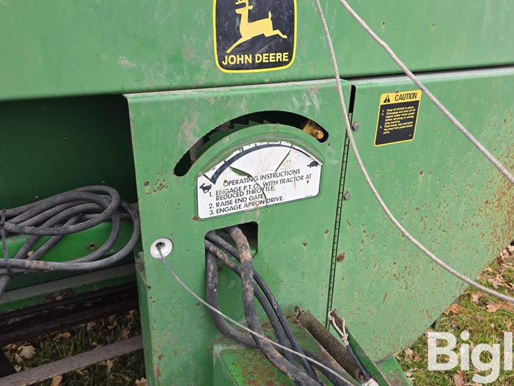 john-deere-350-image-15