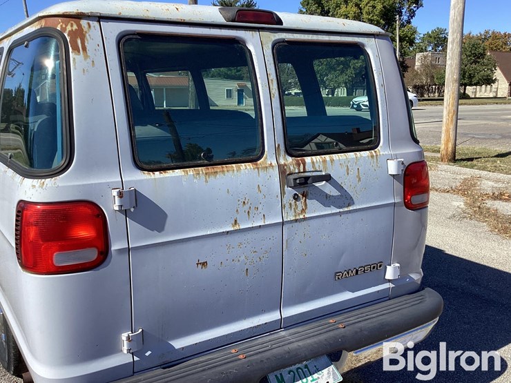 1995-dodge-ram-2500-image-10