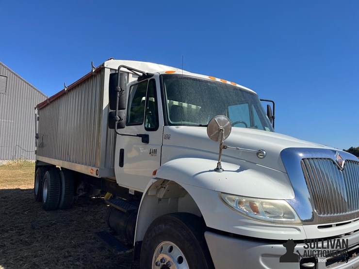 international-durastar-4400-image-14