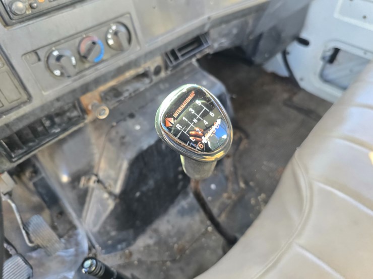 1999-international-4700-image-65