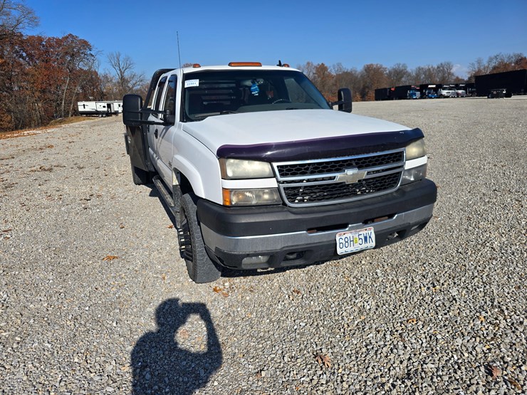 chevrolet-silverado-3500-image-41