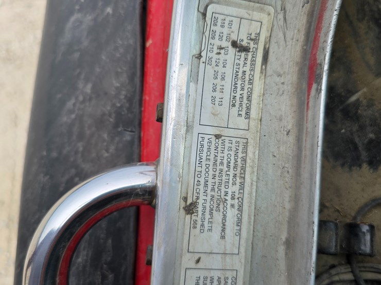 2003-peterbilt-320-image-51