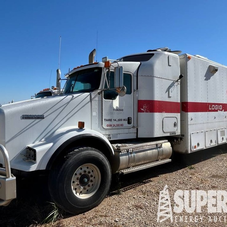 2010 KENWORTH T800