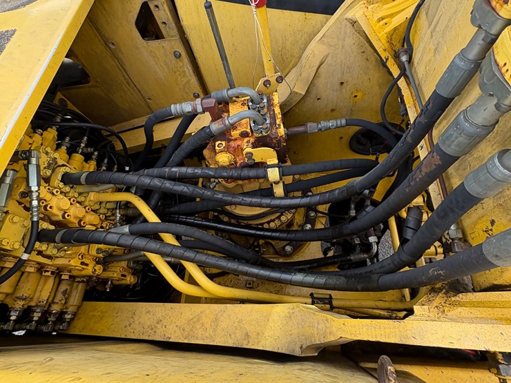 komatsu-pc220-lc-7l-image-20