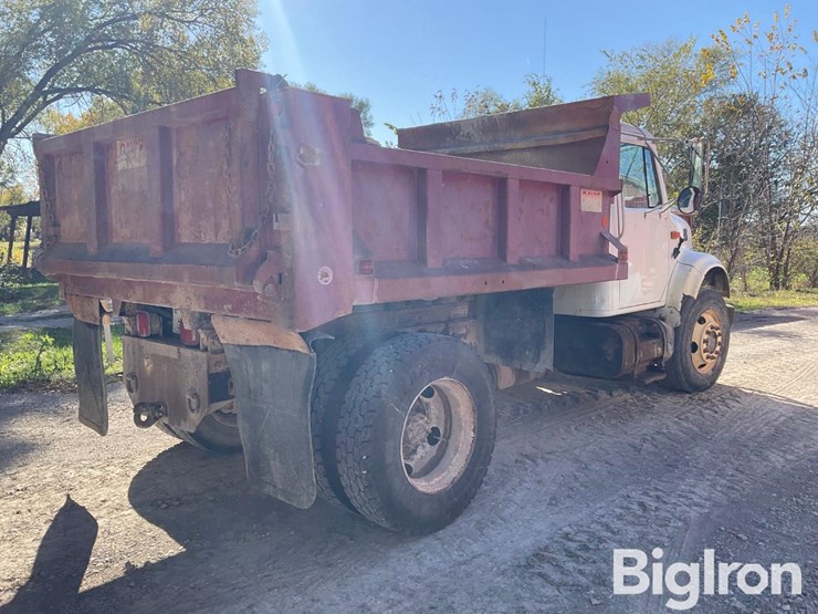 international-4700-image-5