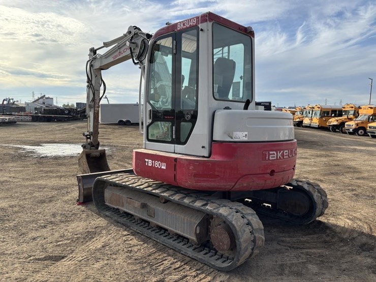 2012-takeuchi-tb180fr-image-4