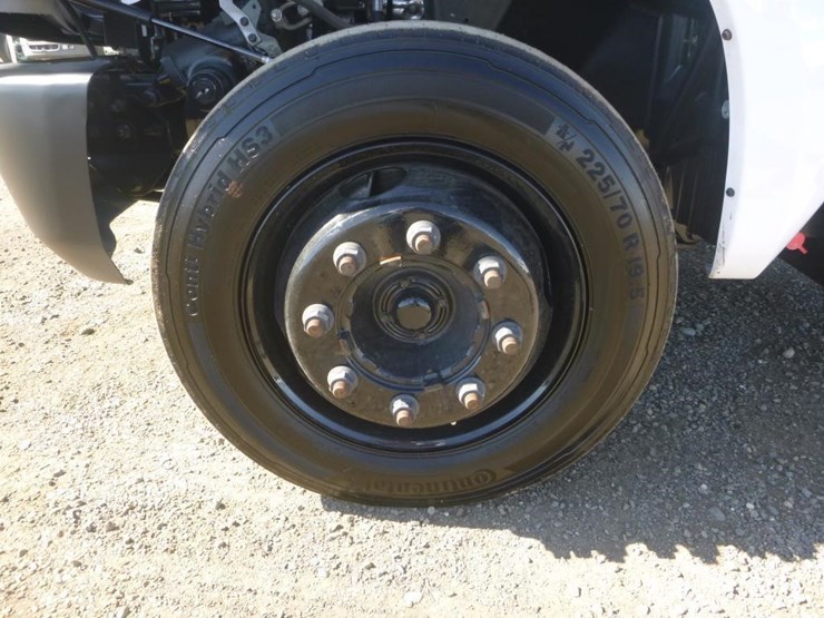 chevrolet-silverado-5500hd-image-22