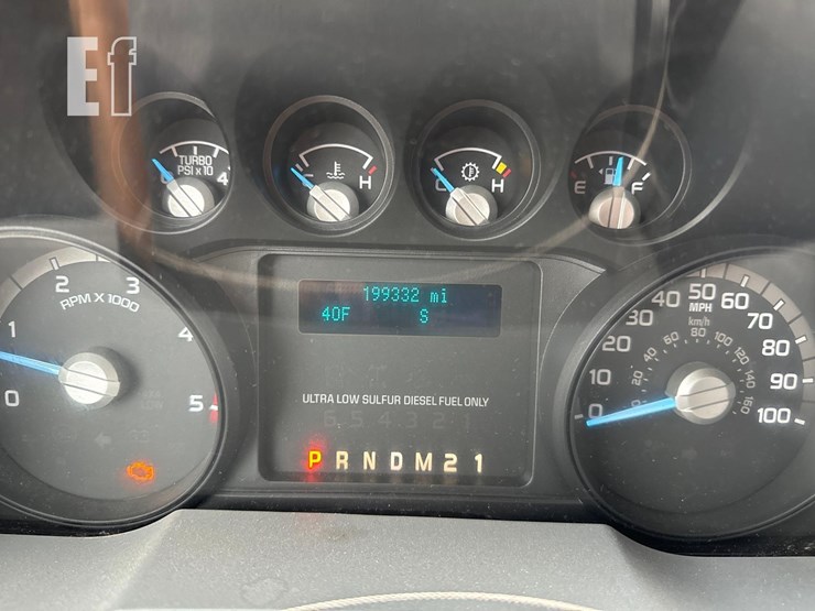 ford-f550-xl-image-16