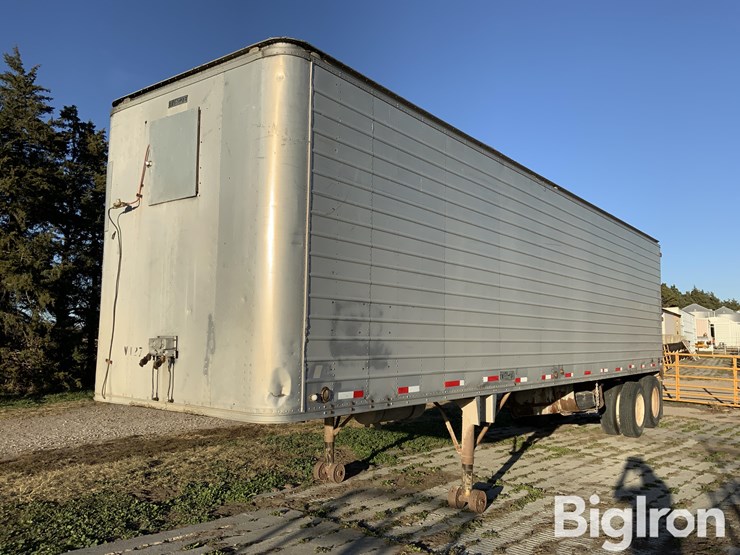 1960-timpte-t/a-nurse-tank-van-trailer-image-1