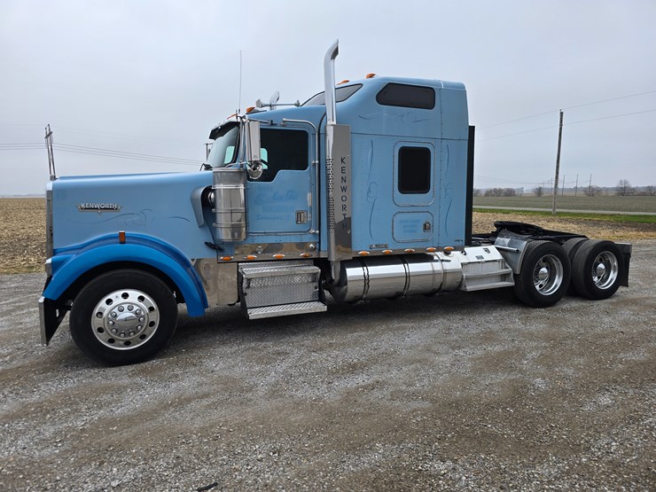 1999-kenworth-w900l-image-5