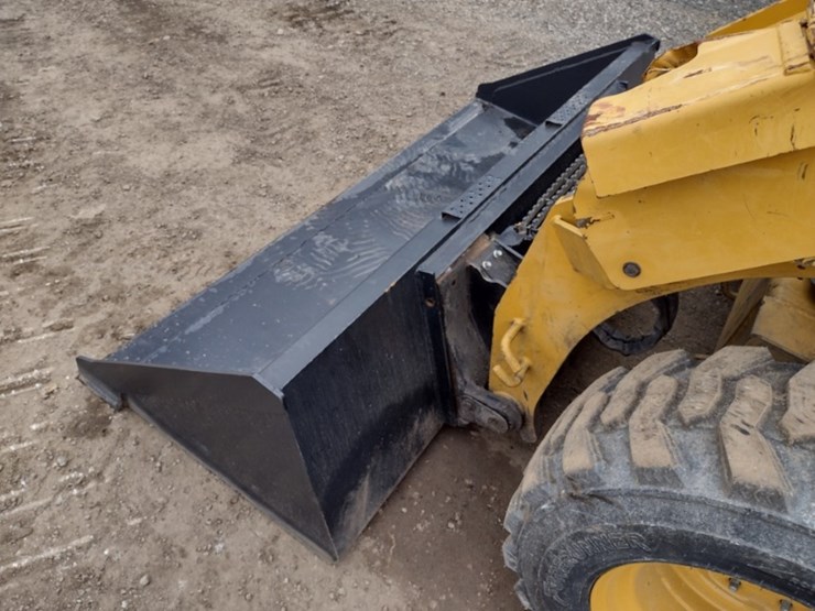 caterpillar-262d3-image-19