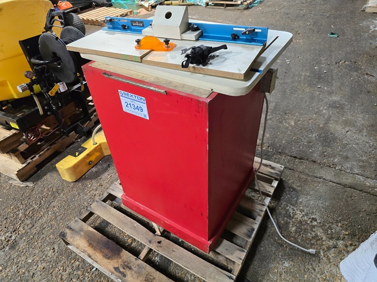 #21349-•-router-table-image-3