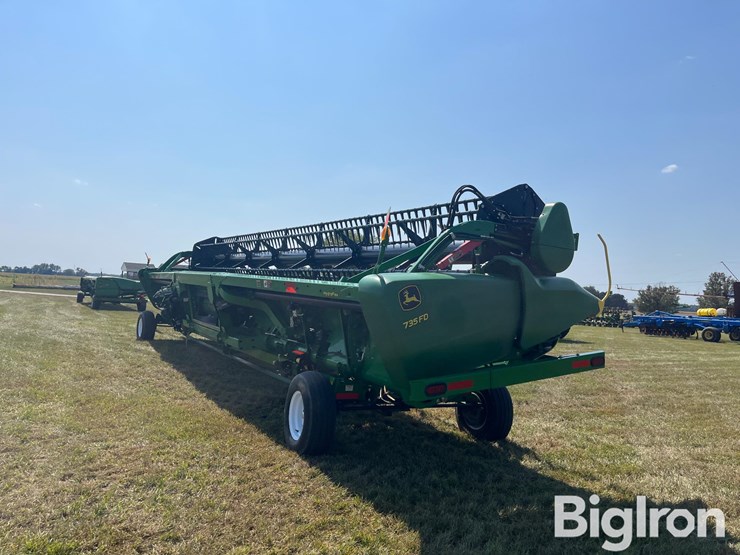 2019-john-deere-735fd-image-5