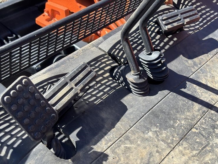 kubota-kx026-image-35