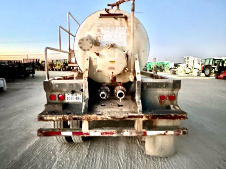 2012-troxell-130bbl-image-5