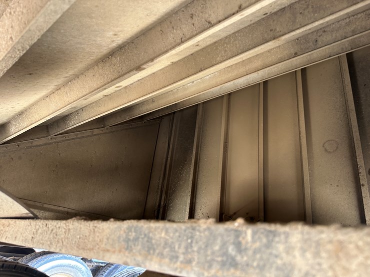 2014-timpte-hopper-bottom-image-36