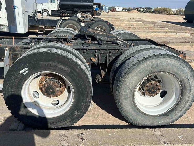 international-9900i-image-5