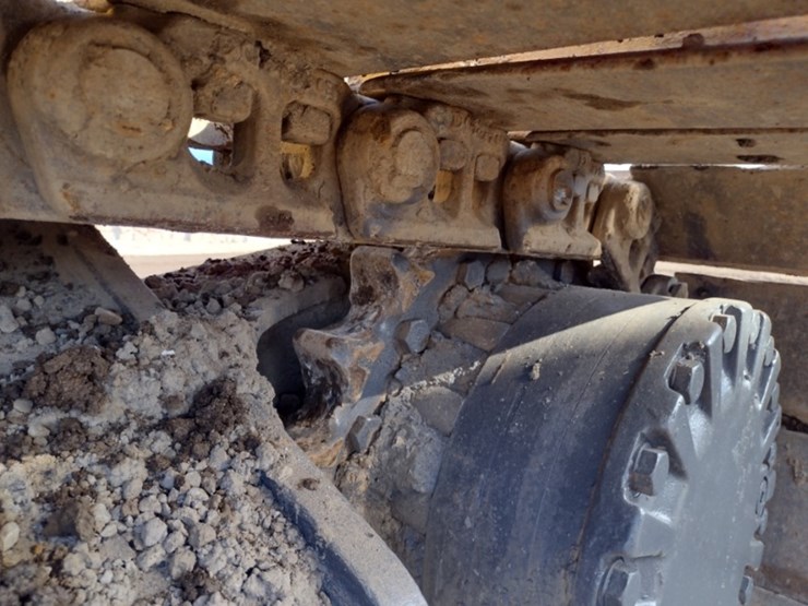 caterpillar-321c-image-35