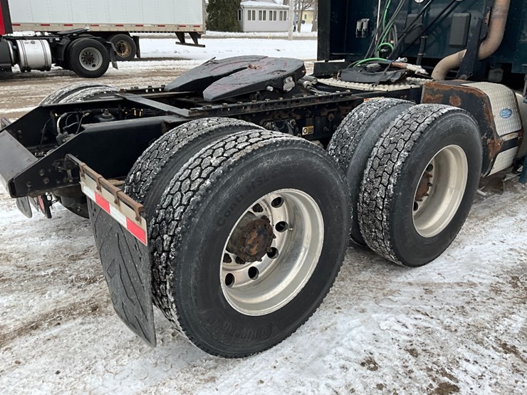 2020-kenworth-t680-image-12