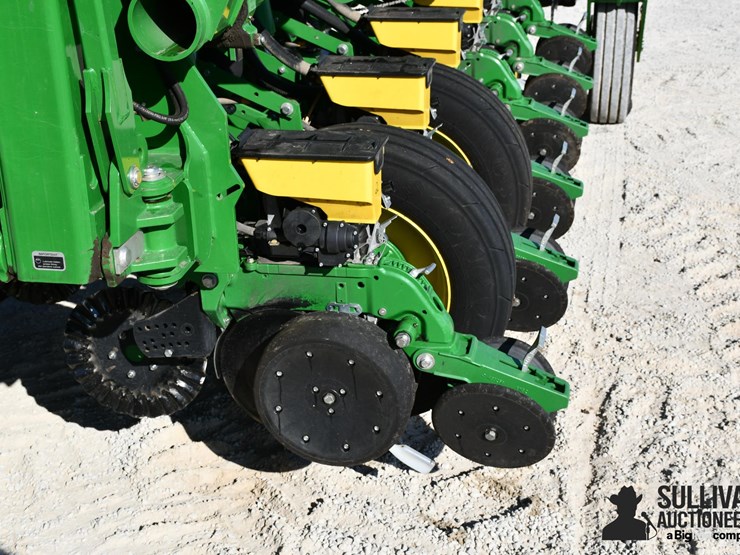 2023-john-deere-1795-image-14