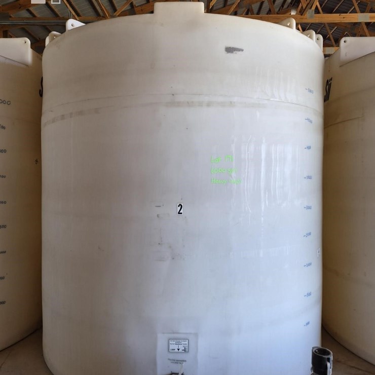 POLY TANK 6000 GALLON