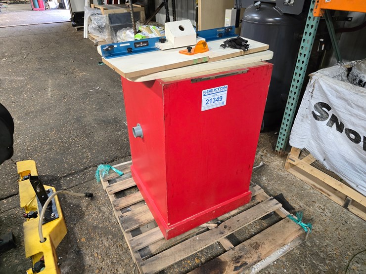 #21349-•-router-table-image-2