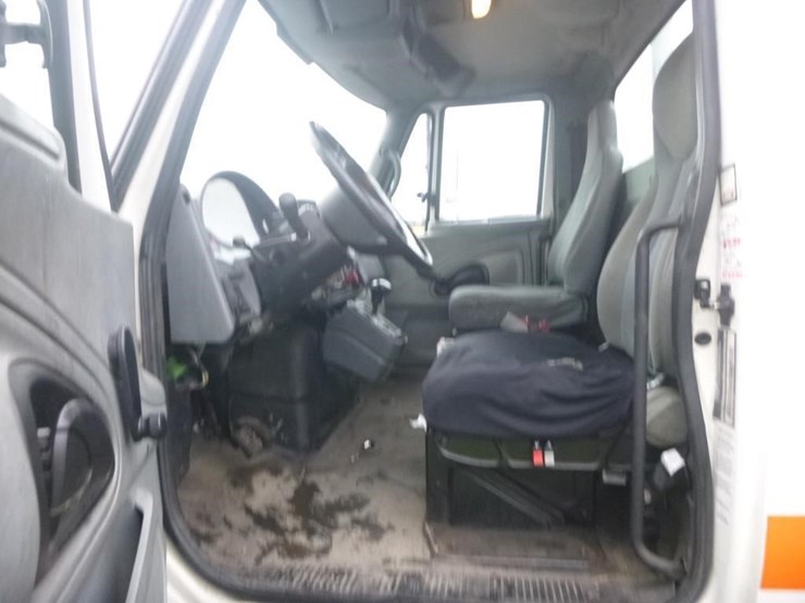 international-durastar-4300-image-12