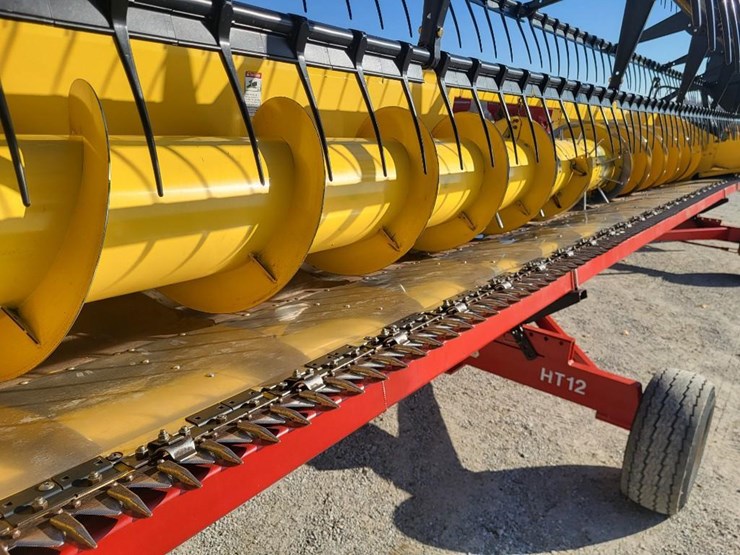 new-holland-74c-image-25