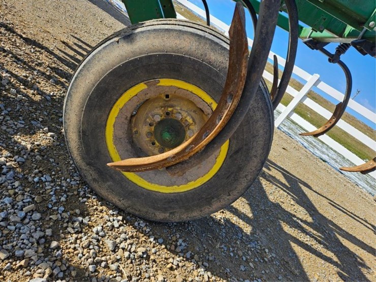 john-deere-714-image-25