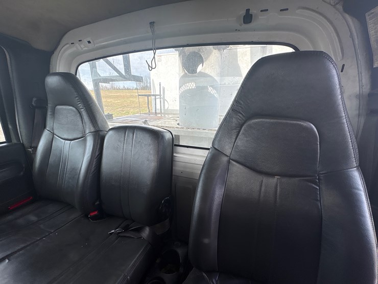 gmc-topkick-c7500-image-16