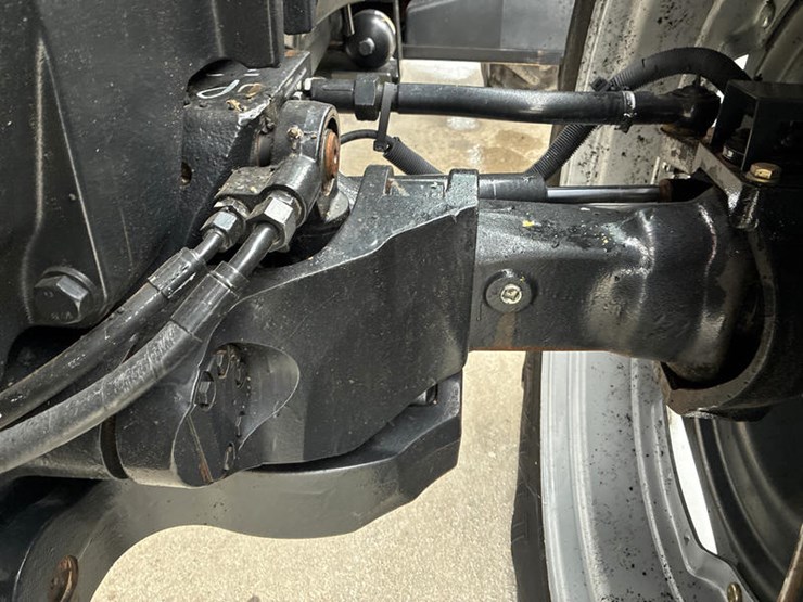 case-ih-magnum-245-image-40