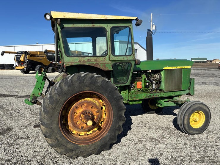 john-deere-4520-image-4