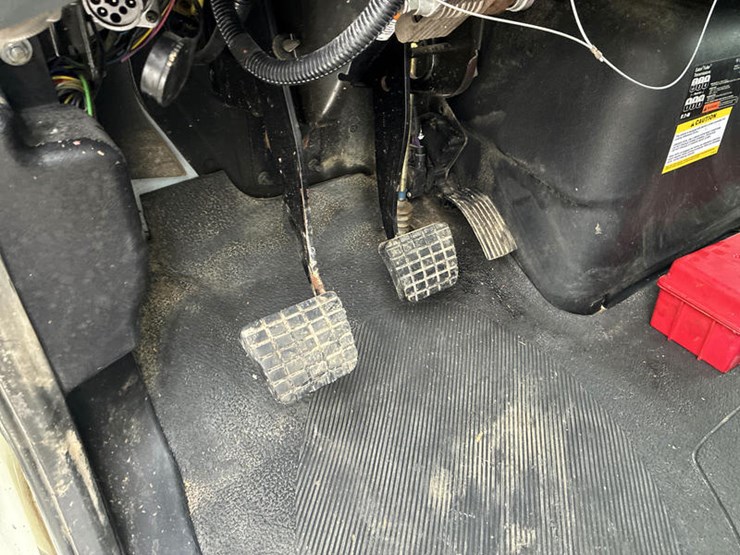 case-ih-7400-image-83