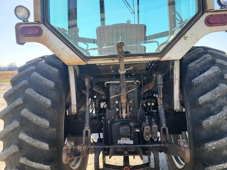 white-2-105-image-35