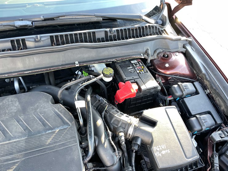 #1388-•-2015-ford-fusion-(has-wi-title)-(of)-image-99