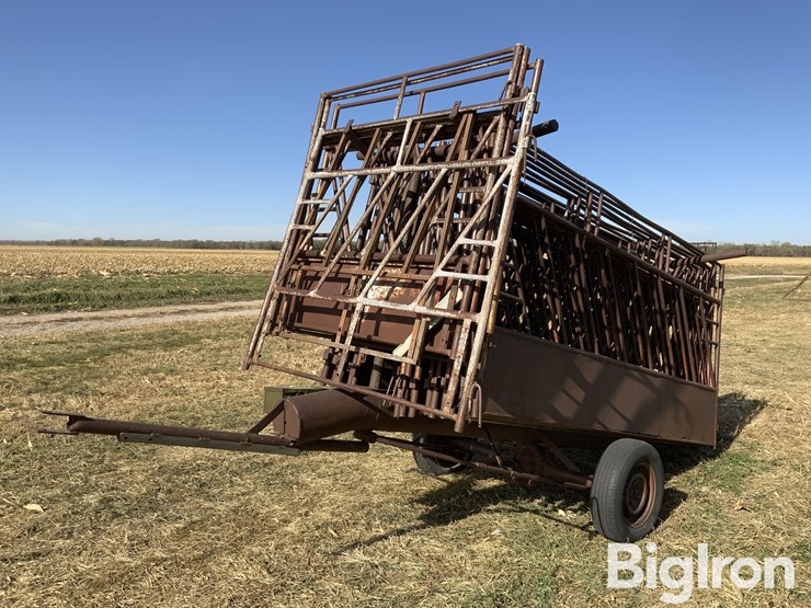 feed-panel-trailer-image-1