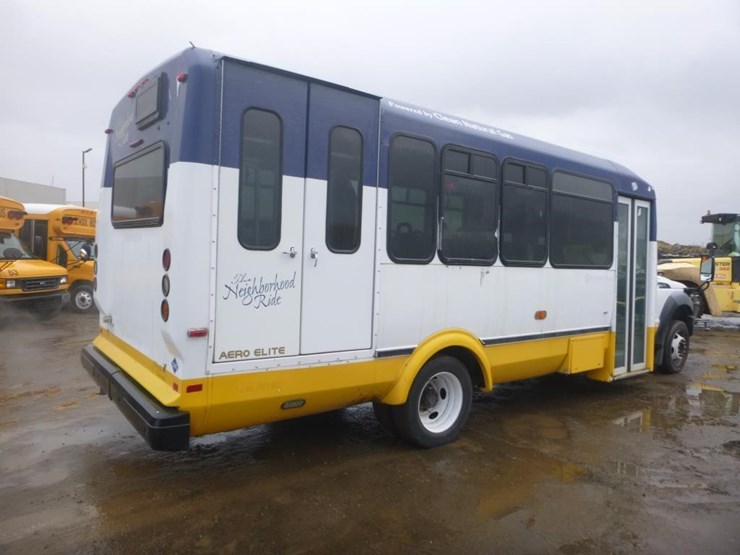 2015-ford-f550-image-3