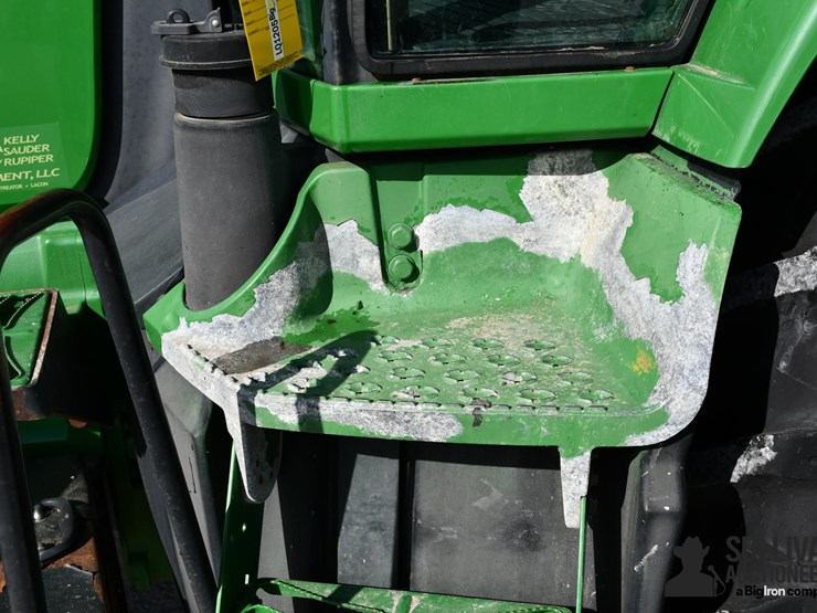 john-deere-8330-image-18