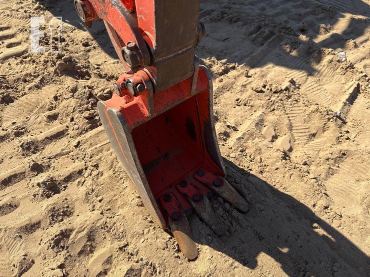 2016-kubota-k008-3-image-19