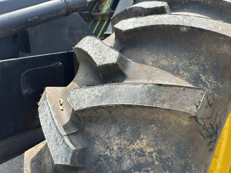 john-deere-2010-image-13