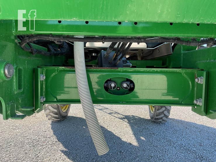 john-deere-r4038-image-31