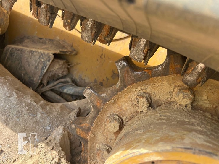 2019-caterpillar-259d-image-24