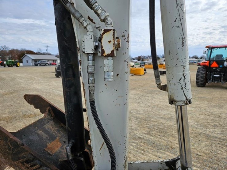 #3422-•-takeuchi-tb260-excavator-image-11