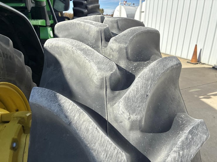 john-deere-8r-340-image-48