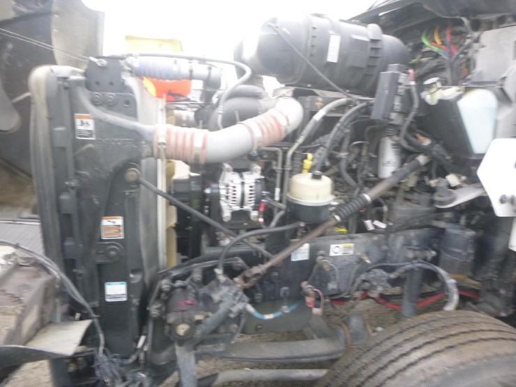 2012-kenworth-t800-image-19