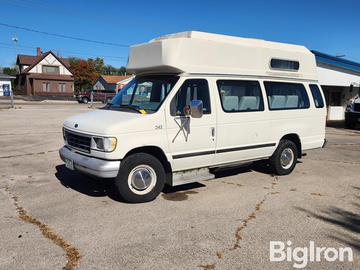 1993-ford-e350-image-1