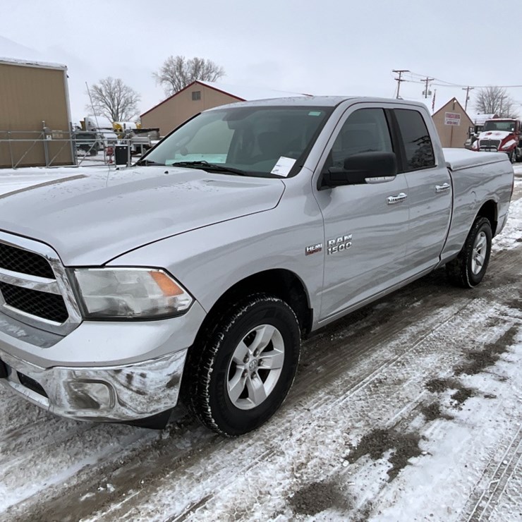 2015 DODGE 1500