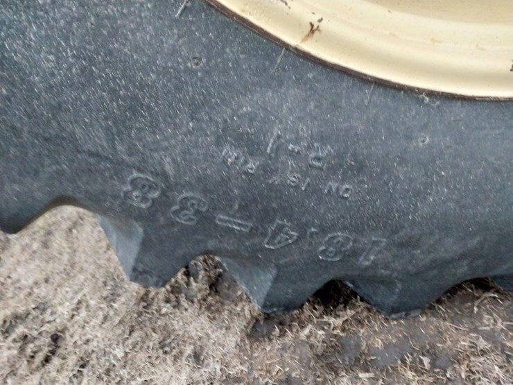 1984-john-deere-4650-image-13