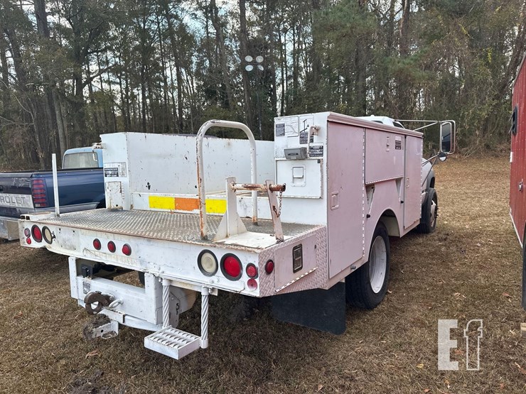 chevrolet-3500-image-2