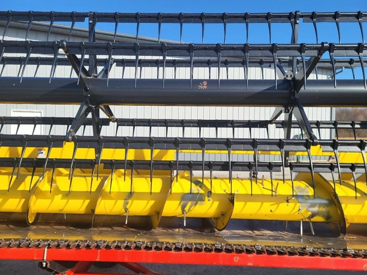 new-holland-74c-image-22